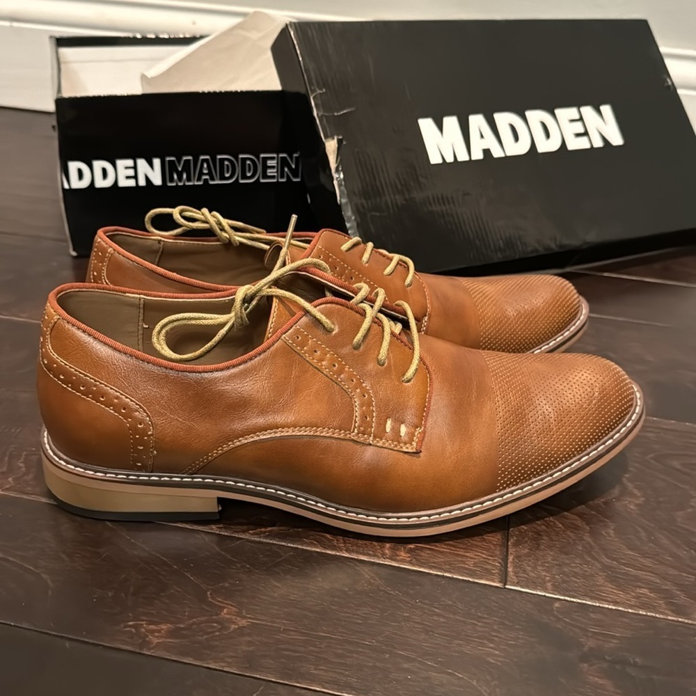 Madden men’s amit6 cognac Oxford loafer NIB 12